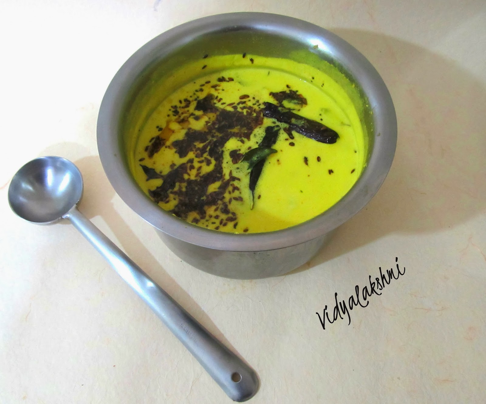 Spicy South Indian Buttermilk Curry/Mor Vadai Kuzhambu