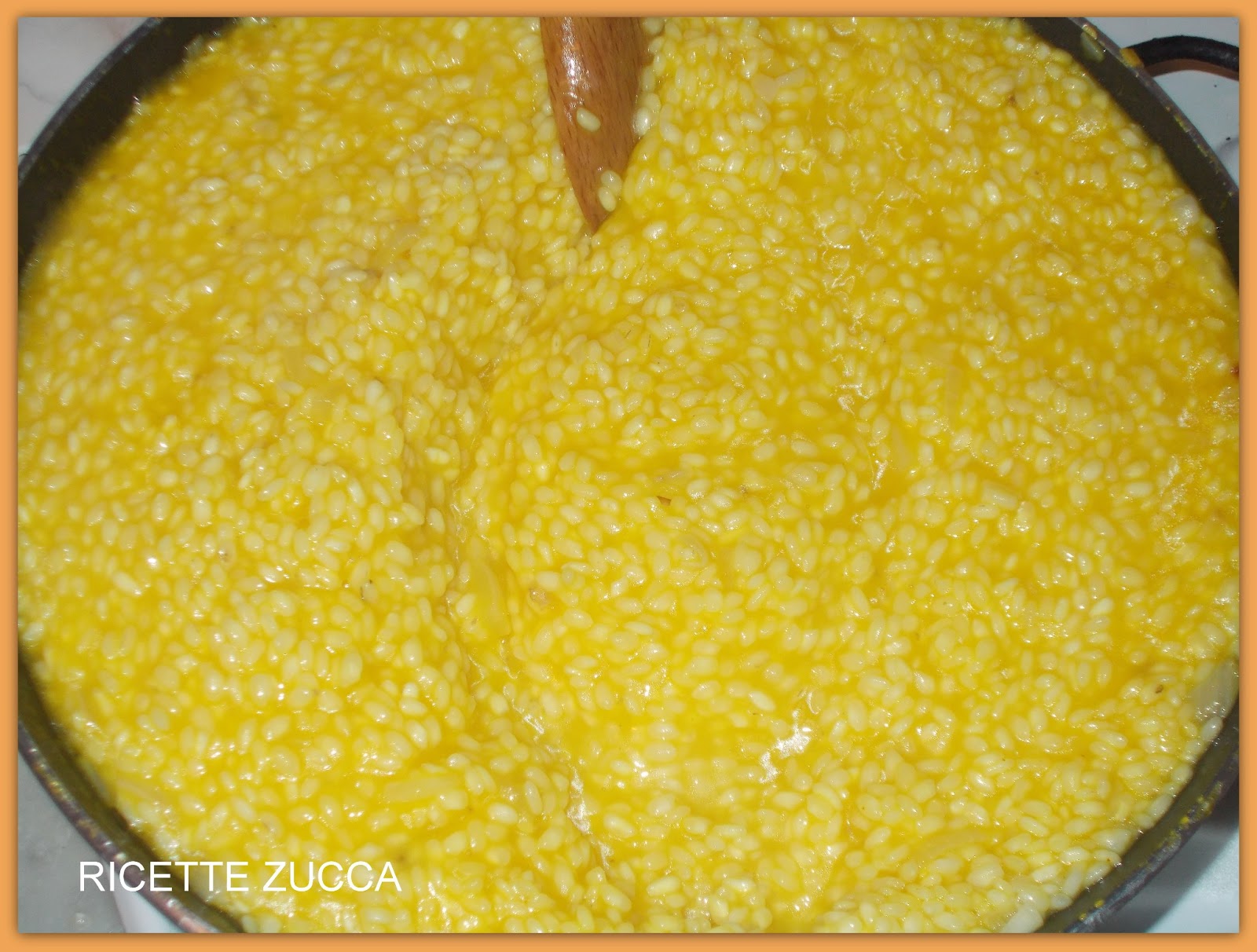 RICETTE ZUCCA Risotto alla milanese con midollo