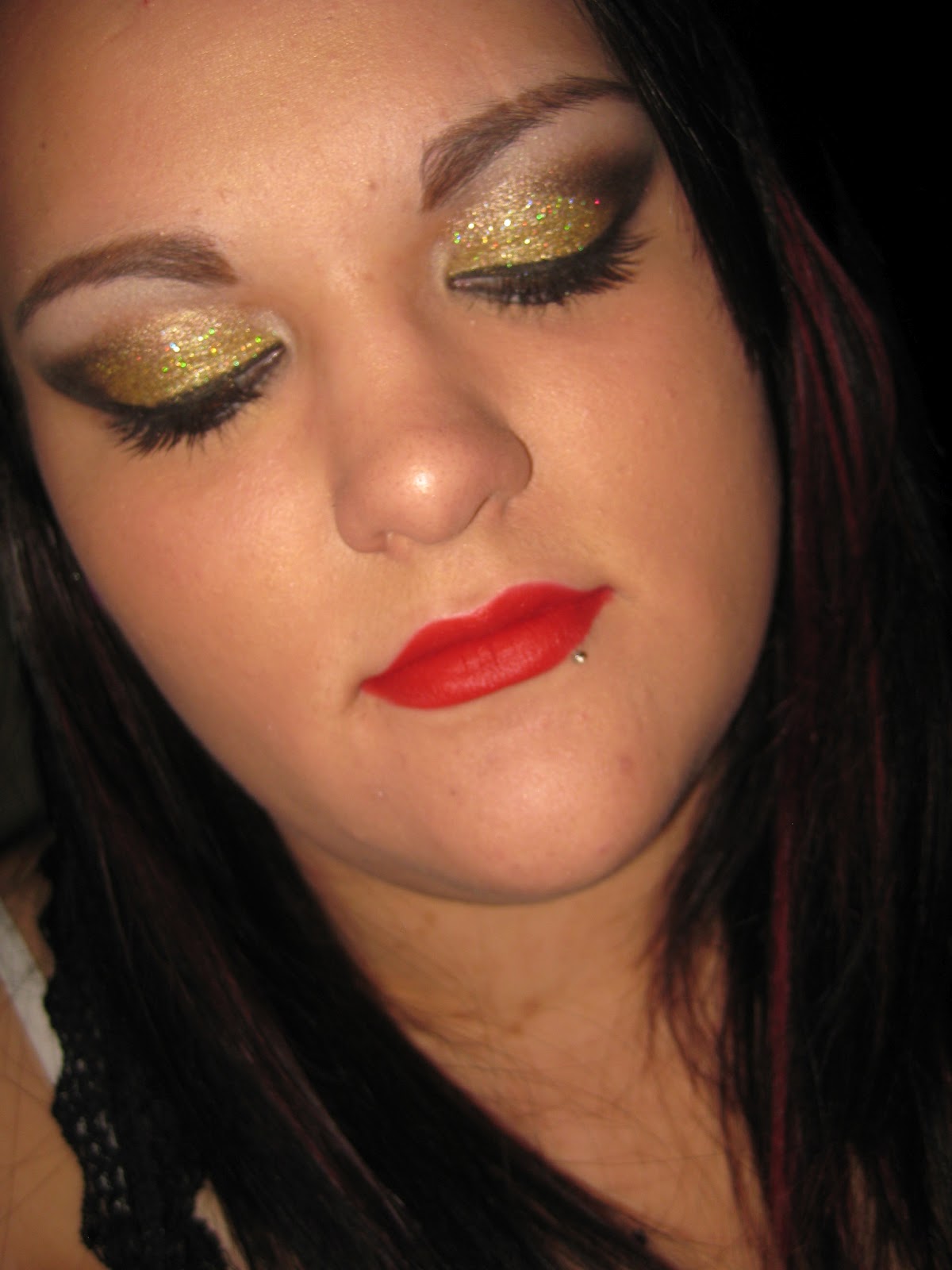 Christina Aguilera’s Gold Diaper: A Bold Symbol of Rebirth, Creativity, and Controversy