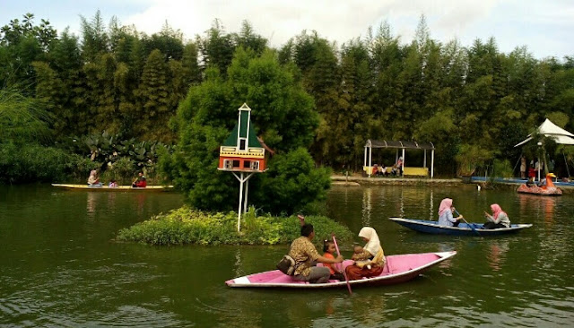 Kampoeng Tulip Wisata Murah Ala Belanda di Ciwastra Bandung Kampoeng Tulip Tempat Wisata Bandung Ala Belanda Kampoeng Tulip Wisata Murah Ala Belanda di Ciwastra Bandung