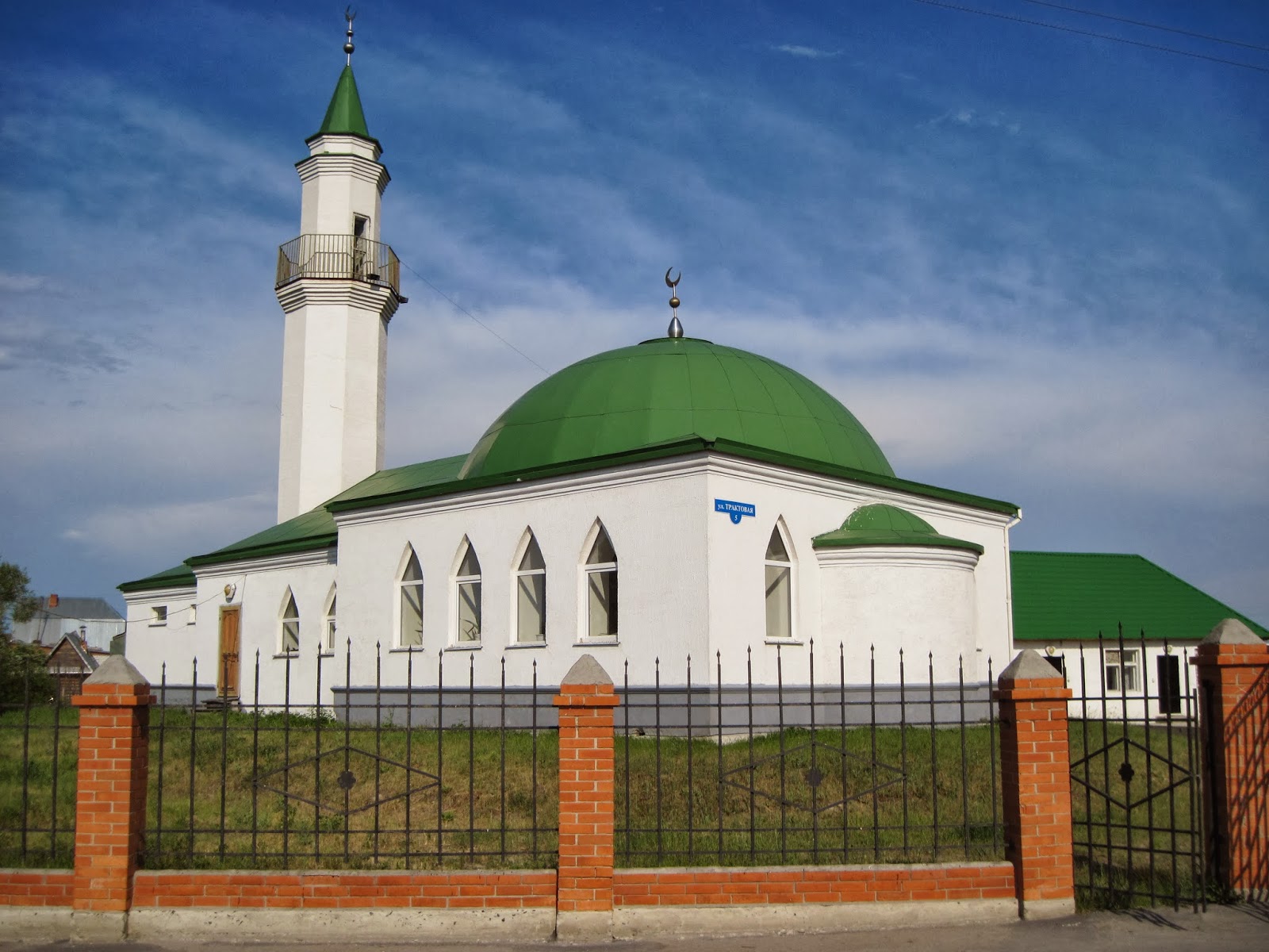 Улица караван сарайская караван сарайская. Центральная Соборная мечеть Оренбург. Мечеть Караван-сарай в Оренбурге. Мечеть Туймазы Тубанкуль. Центральная мечеть Кукмор.