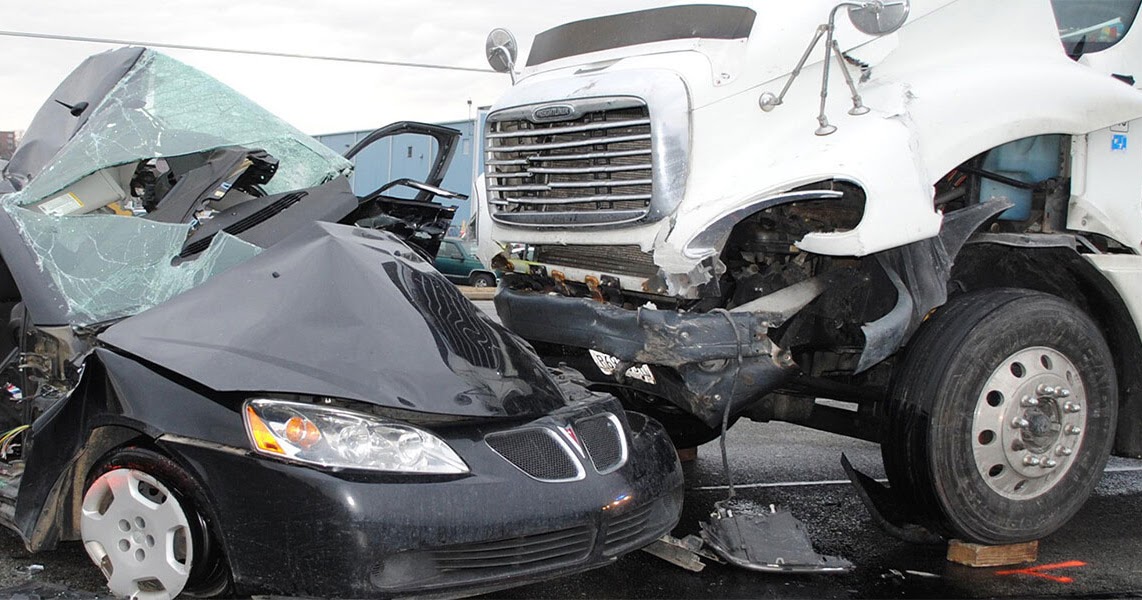 Lafayette Truck amp Car Accident - Trucking Accident Slider