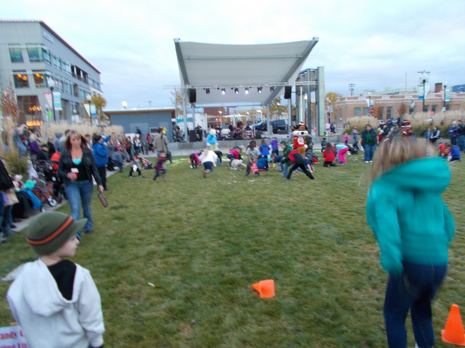 What to do in Southern Oregon MEDFORD WINTER LIGHTS FESTIVAL Our