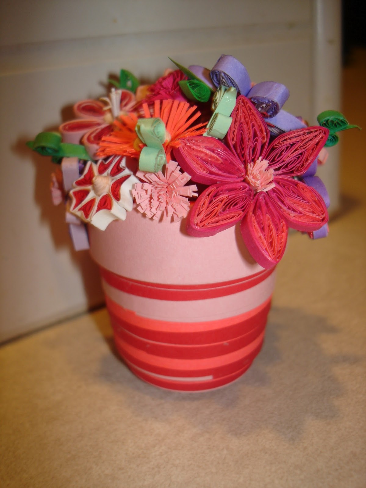 Rachelle's Crafting Zone: Another 3D Quilled Giant Pot