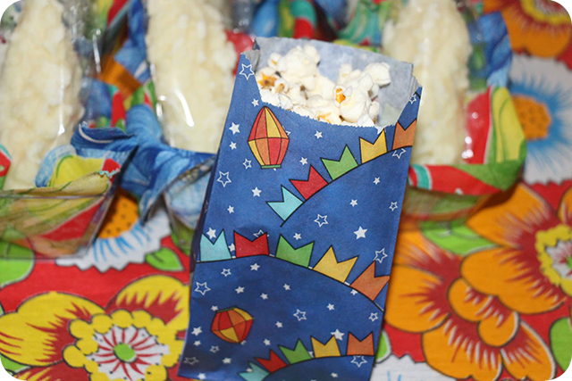 Decoração de Festa Caipira - Junina : Pipoca Decoração de Festa Caipira - Junina : Pipoca