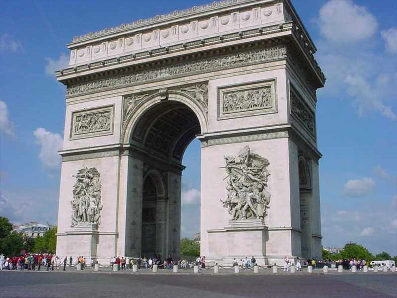 Daftar 7 Terpopuler Tempat Wisata di Paris