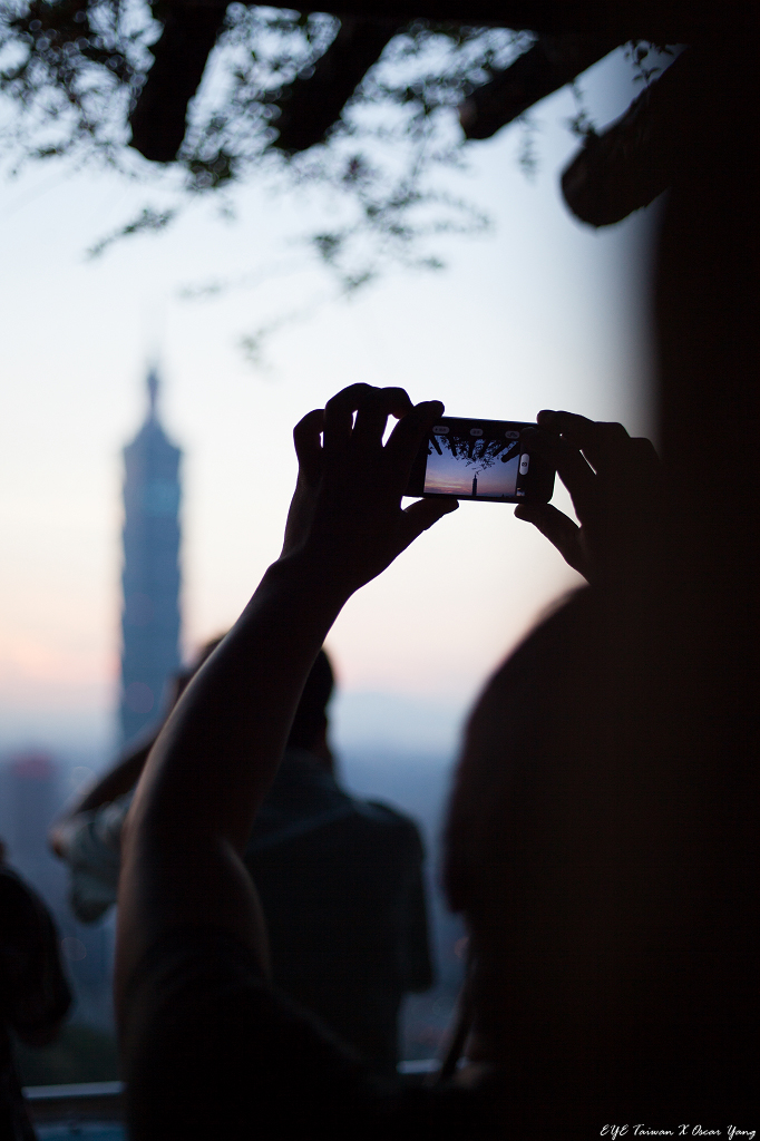 <br /><br /><br /><br /><br /><br /><br /><br />