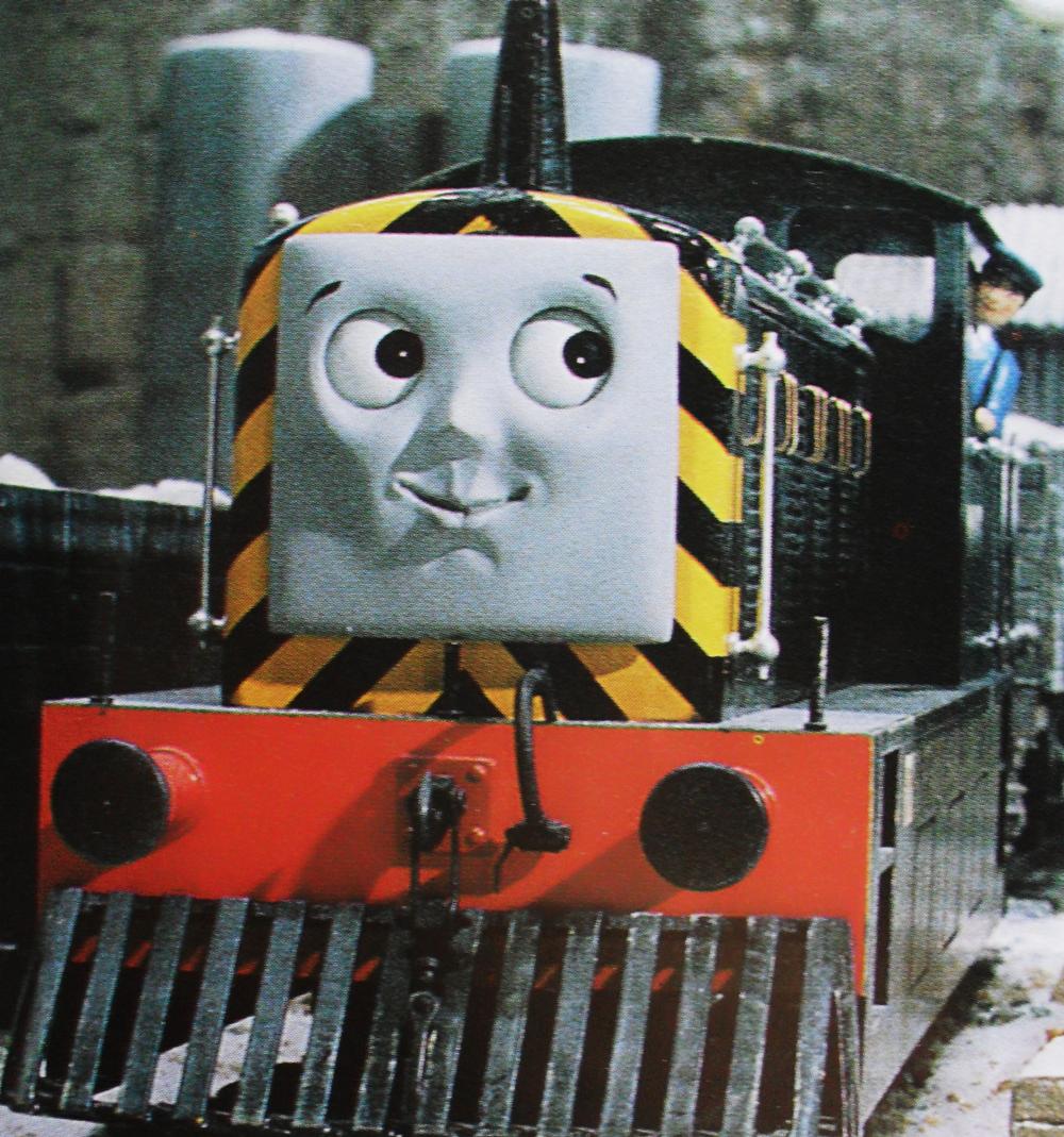 the-thomas-and-friends-review-station-s3-ep-14-mavis