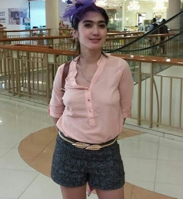 Hot! Foto Revi Mariska Perlihatkan Puting Payudaranya, Netizen Heboh