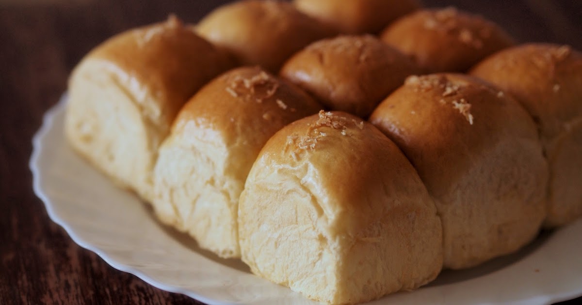 Minty's Kitchen Soft Baked Coconut Buns