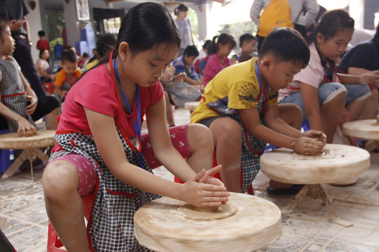 Teppi Art club dã ngoại Bát Tràng 2018