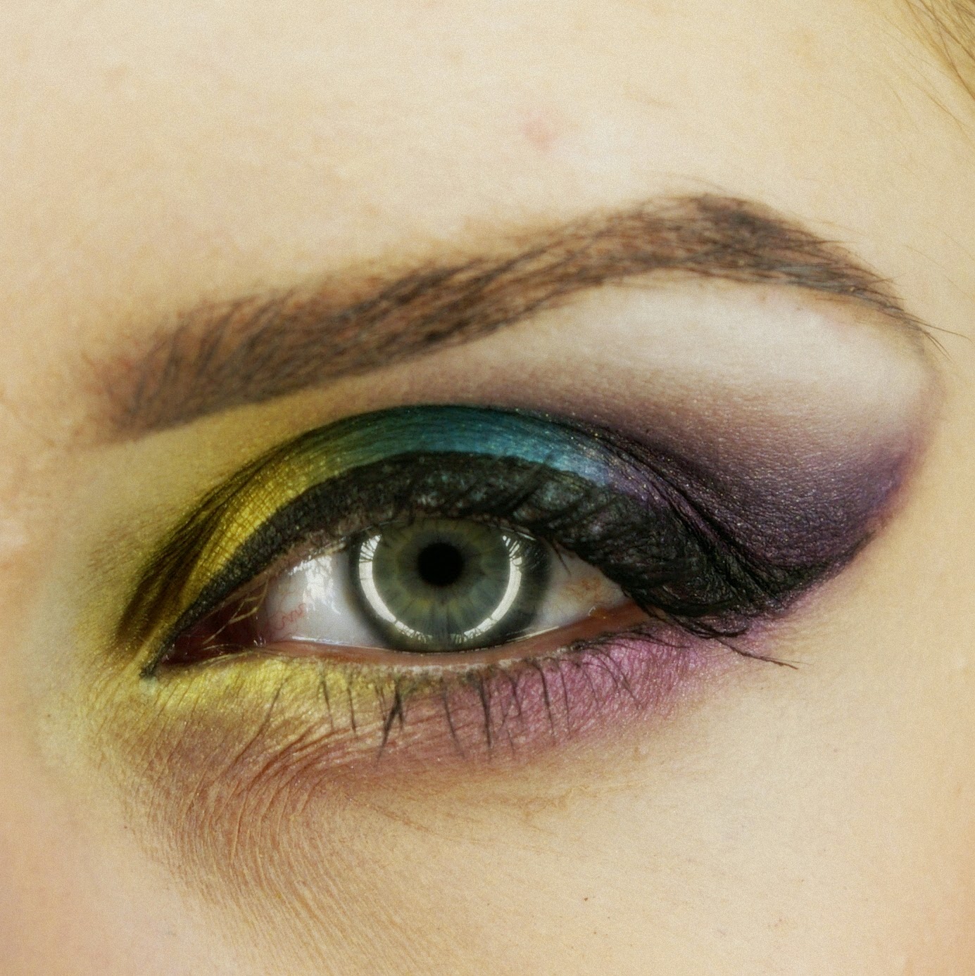 makeup, kolorowy makijaż, rainbow look, neonowe cienie do powiek, cienie Makeup geek, Hean