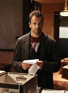 Jonny Lee Miller as Sherlock Holmes in Elementary Episode # 3 "Child Predator"