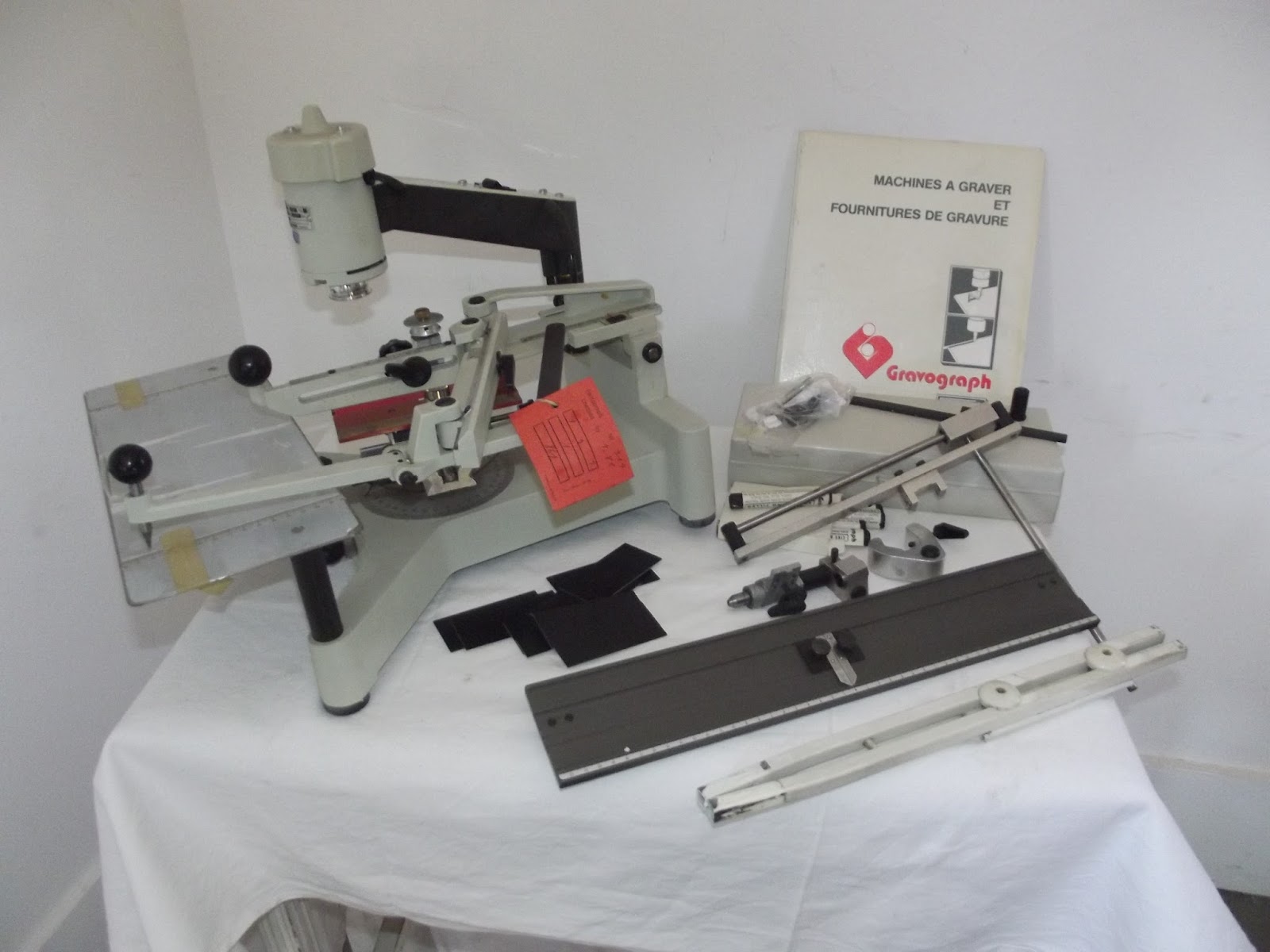 Machine à Graver GRAVOGRAPHE IM3 Accessoires gravure plaque