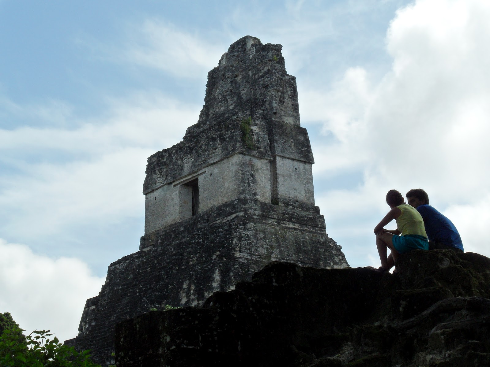 Visitar as ruínas Maias de TIKAL, um "Mundo Perdido" ao alcance de todos | Guatemala