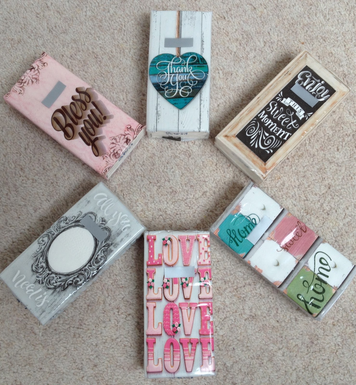 Mum's Simply Living Blog Crochet Pocket Travel Tissue Holder