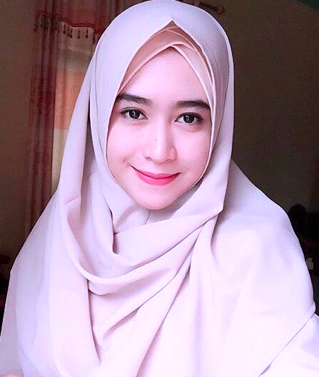 Ingin Cantik dan Awet Muda Ikuti 5 Tips Ini Tanpa Mengeluarkan Biaya Malah Mendapatkan Pahala Ingin Cantik dan Awet Muda Ikuti 5 Tips Ini Tanpa Mengeluarkan Biaya Malah Mendapatkan Pahala