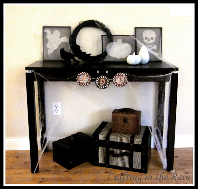 Halloween Entry Table on Crafting in the Rain