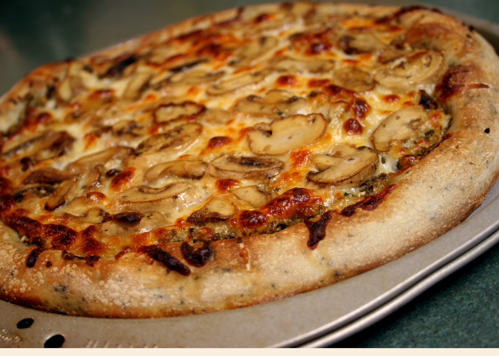 Mushroom Pesto Pizza