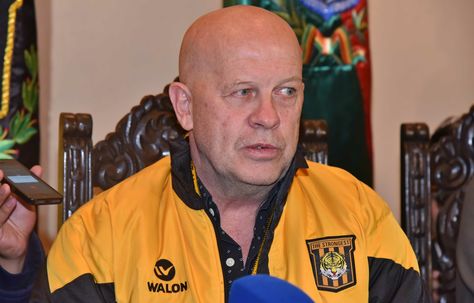 Oficial: The Strongest, rescinde el técnico Carlos Ischia Oficial: The Strongest, rescinde el técnico Carlos Ischia