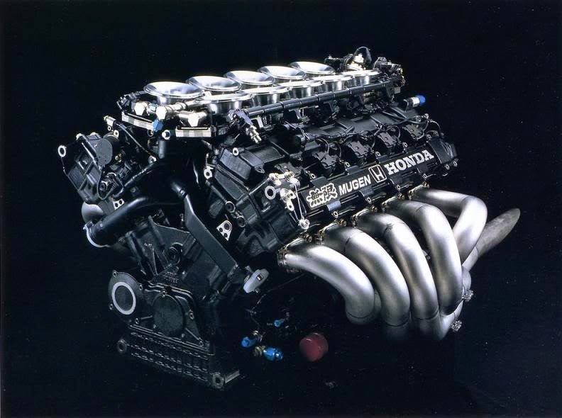 Pasión por la Fórmula 1 Ecclestone quiere recuperar los motores V10