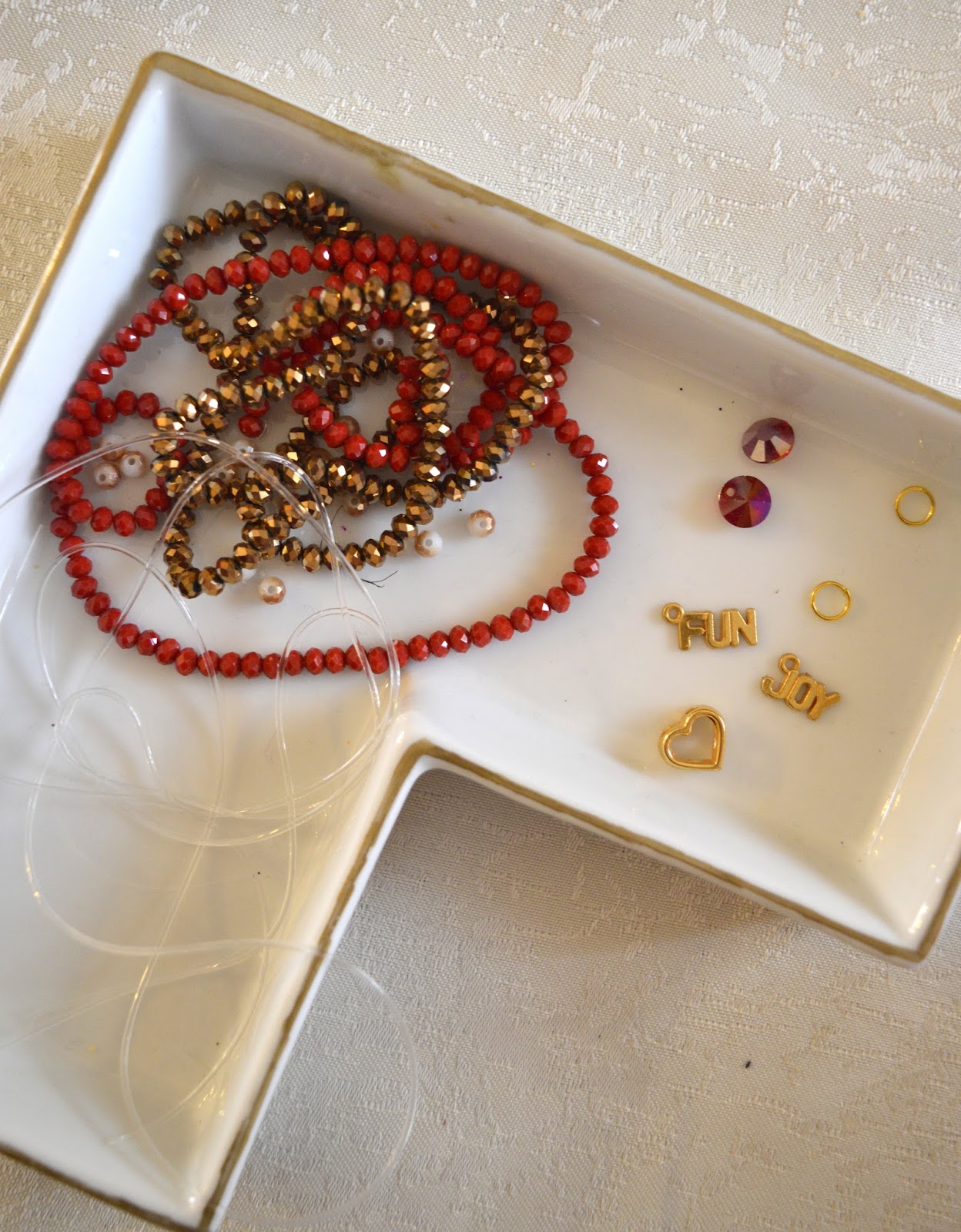 Let's make easy stackable elastic rings! (tutorial and tips on how to