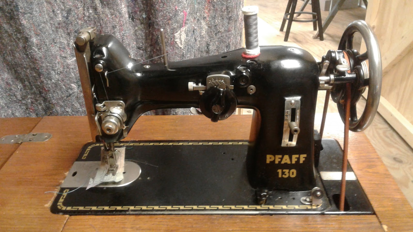 RustyDaytrips.nl Pfaff 130 Frozen Zigzag repair