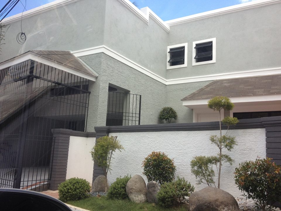 Lsv Realty Lionel High Ceiling Bungalow Type House And Lot