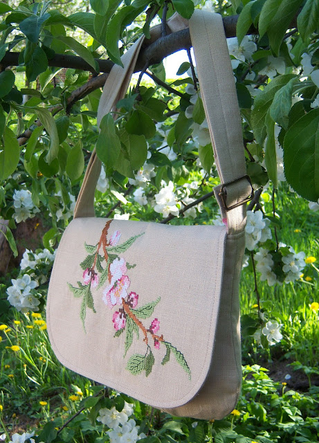 сумка с вышивкой цветы яблони