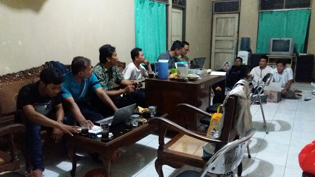 WhatsApp%2BImage%2B2017 11 28%2Bat%2B22.47.38