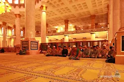 masjid kubah emas depok