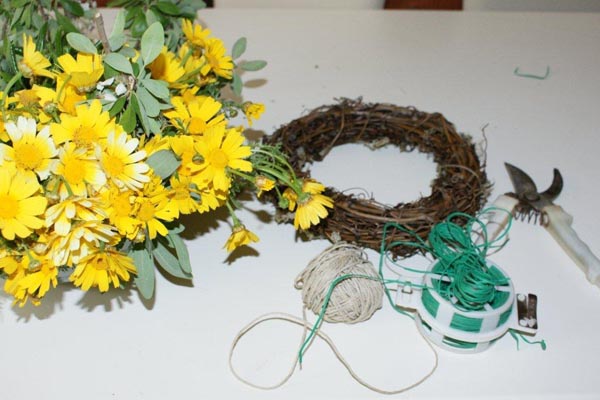 Wreaths of May