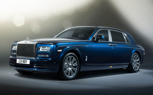 2018 Rolls Royce Ghost Car Luxury - the Spirit of Ecstasy is a twin-turbo