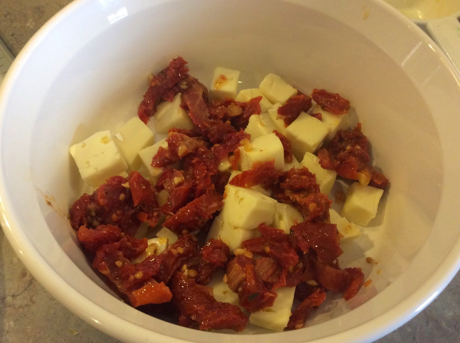 All Things Libby Sundried Tomato and Pesto Baked Brie Dip