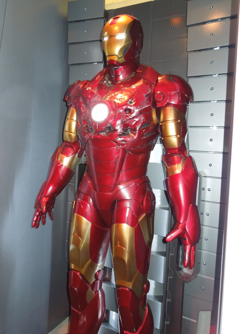 Hollywood Movie Costumes and Props Battle damaged Iron Man Mark III