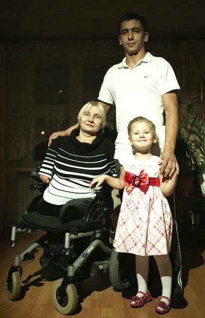 Истории сильных людей, Женщина без рук и ног, Елена Василевич, Сильная женщина родившаяся без рук и ног
