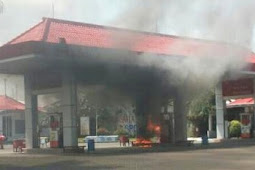 SPBU di Jombang Terbakar, Pembeli Berhamburan 