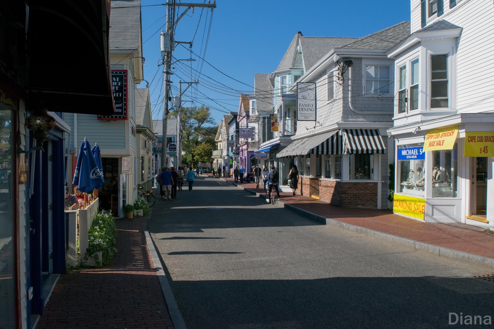 Diana’s Little Corner in the Nutmeg State Day 2 At Fantasia Fair