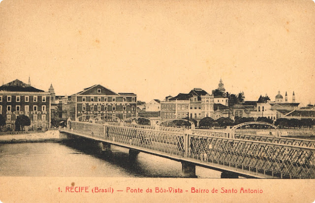 Enciclopédia Urbana do Recife e exposição de postais no Museu da Cidade do Recife