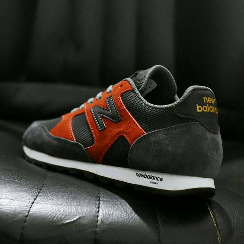 sepatu new balance classic premium nb 002 omsepatu sepatu new balance classic premium nb 002 omsepatu
