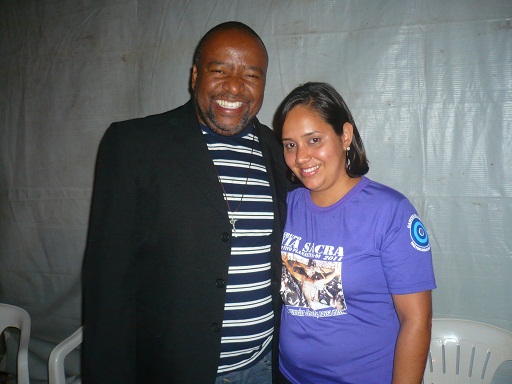 Cantor Eugênio Jorge e Gerlania, componente da Via Sacra