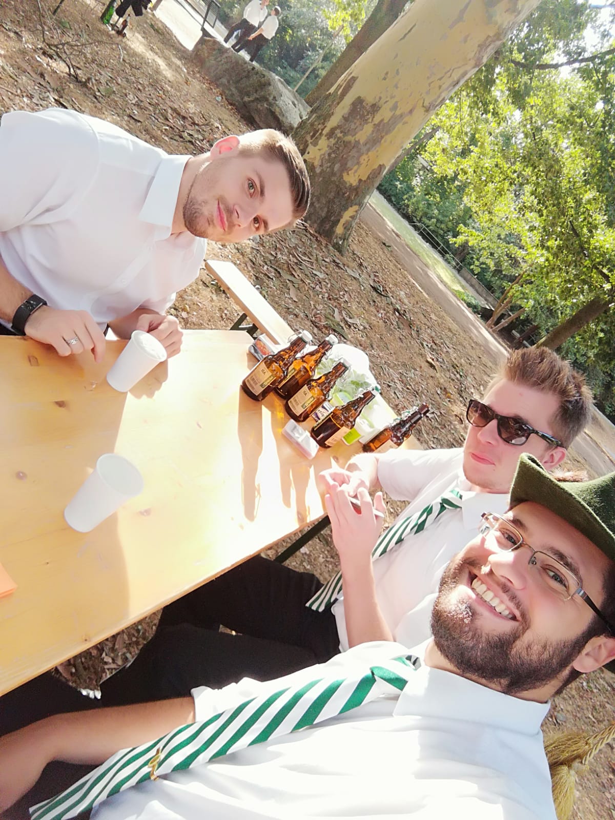 Trump Schafft Sich Neue Gegner Pdf Free Download