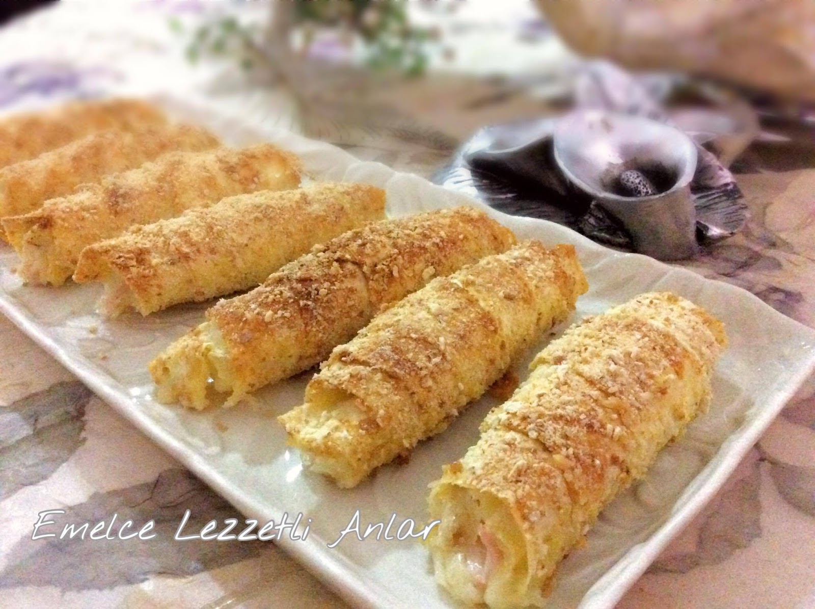 Kat Kat Kruvasan Börek Kat Kat Kruvasan Börek