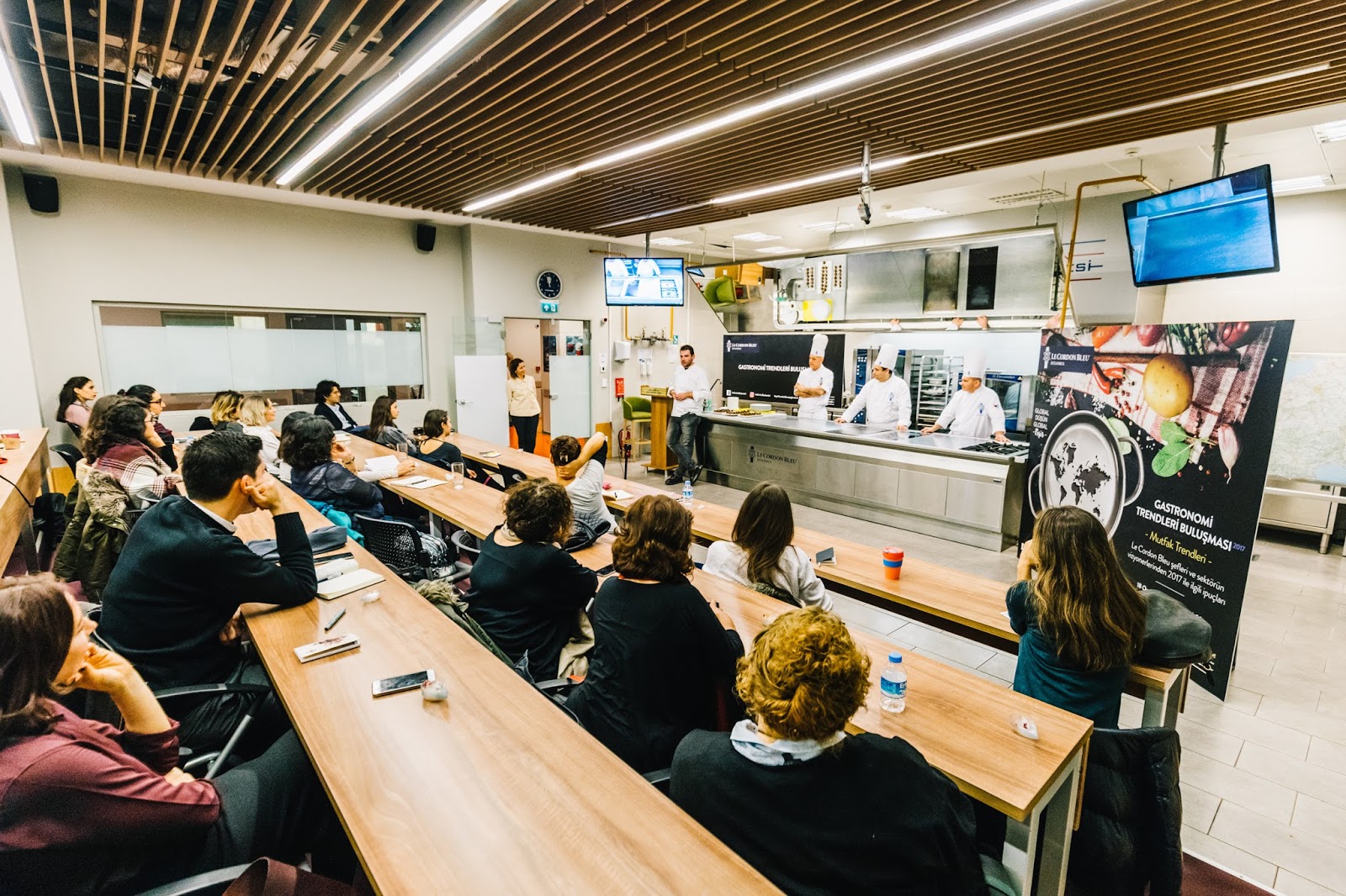 Le Cordon Bleu Ile Gastronomi Trendleri Bulusmasi Mutfak Ve Tatlar