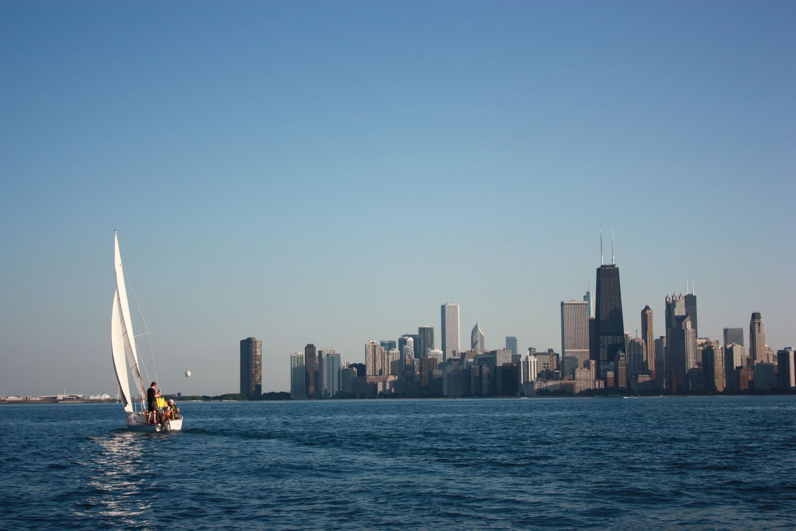 BRLNDOBLOG Photo of the Day Chicago Sailing