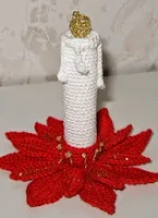 http://web.archive.org/web/20080214031902/http://www.sarahanns.com/crochetworks/xmas.html