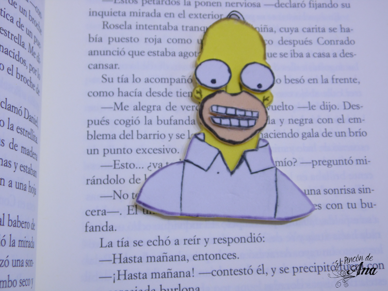 Separador de libros con goma eva