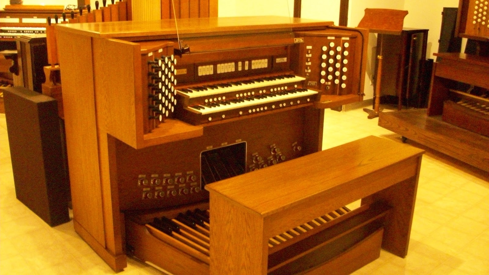 Exclusive Inventory at Cunningham Piano Company Rodgers Model 760 Organ