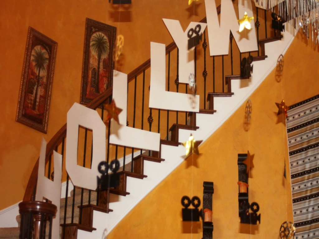 the first thing is to choose a creative design so much so that your hollywood party appears to be too alluring to be avoided - Hollywood Party Decorations the first thing is to choose a creative design so much so that your hollywood party appears to be too alluring to be avoided - Hollywood Party Decorations