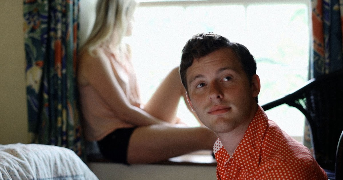 Cinemaphile: Amorous / ** (2014)